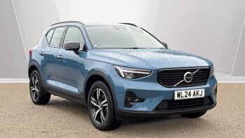 Volvo XC40 2.0 B4P Plus Dark 5dr Auto Petrol Estate